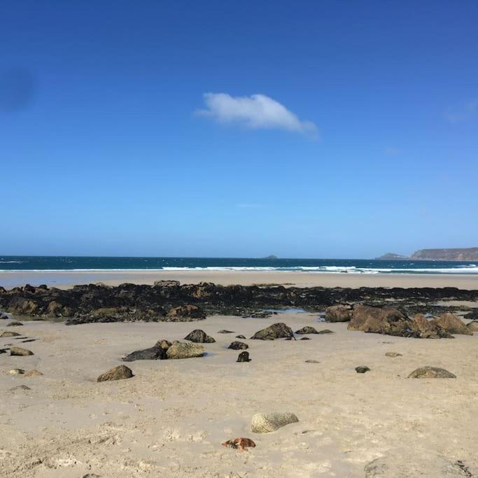 Amazing Seaside Loft Apartment With Sea Views . Sennen Cove Exterior photo