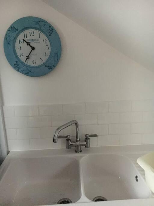 Amazing Seaside Loft Apartment With Sea Views . Sennen Cove Exterior photo